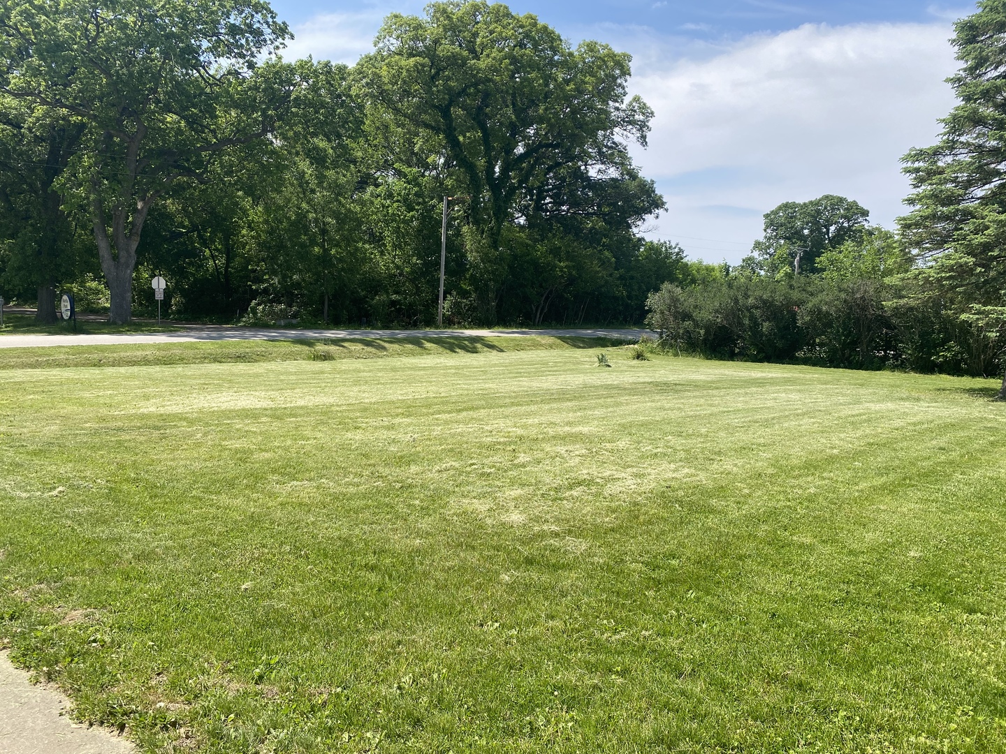 1512 East 18th Road Streator, IL 61364 - Photo 3 of 19