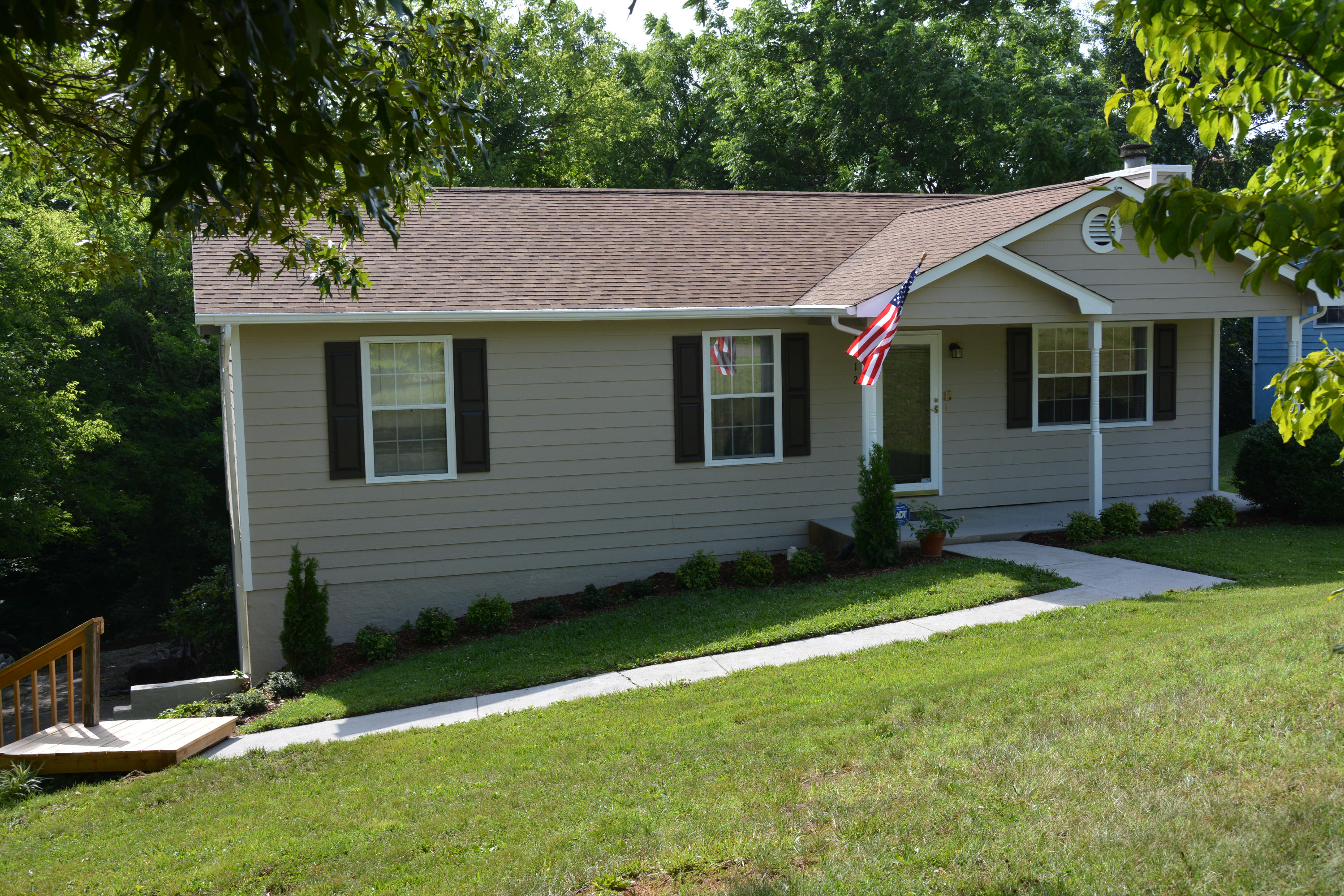 5012 Inskip Road Knoxville, TN 37912 - Photo 2 of 31 DSC_1441