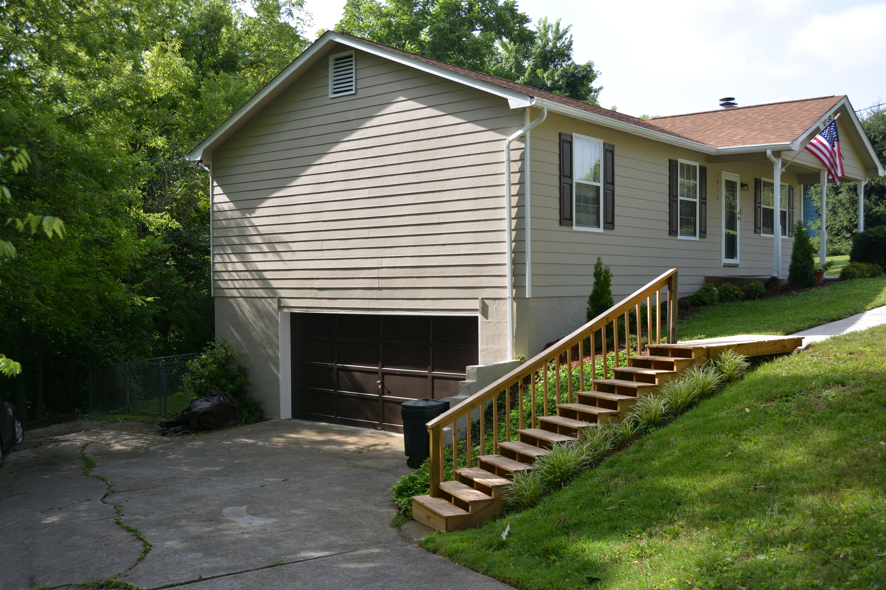 5012 Inskip Road Knoxville, TN 37912 - Photo 4 of 31 DSC_1442
