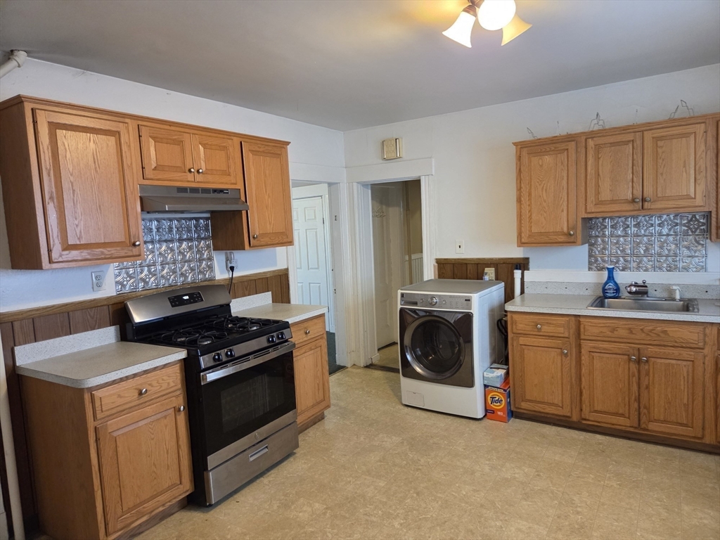 21 Olney Street, Unit 1 Watertown, MA 02472 - Photo 7 of 18