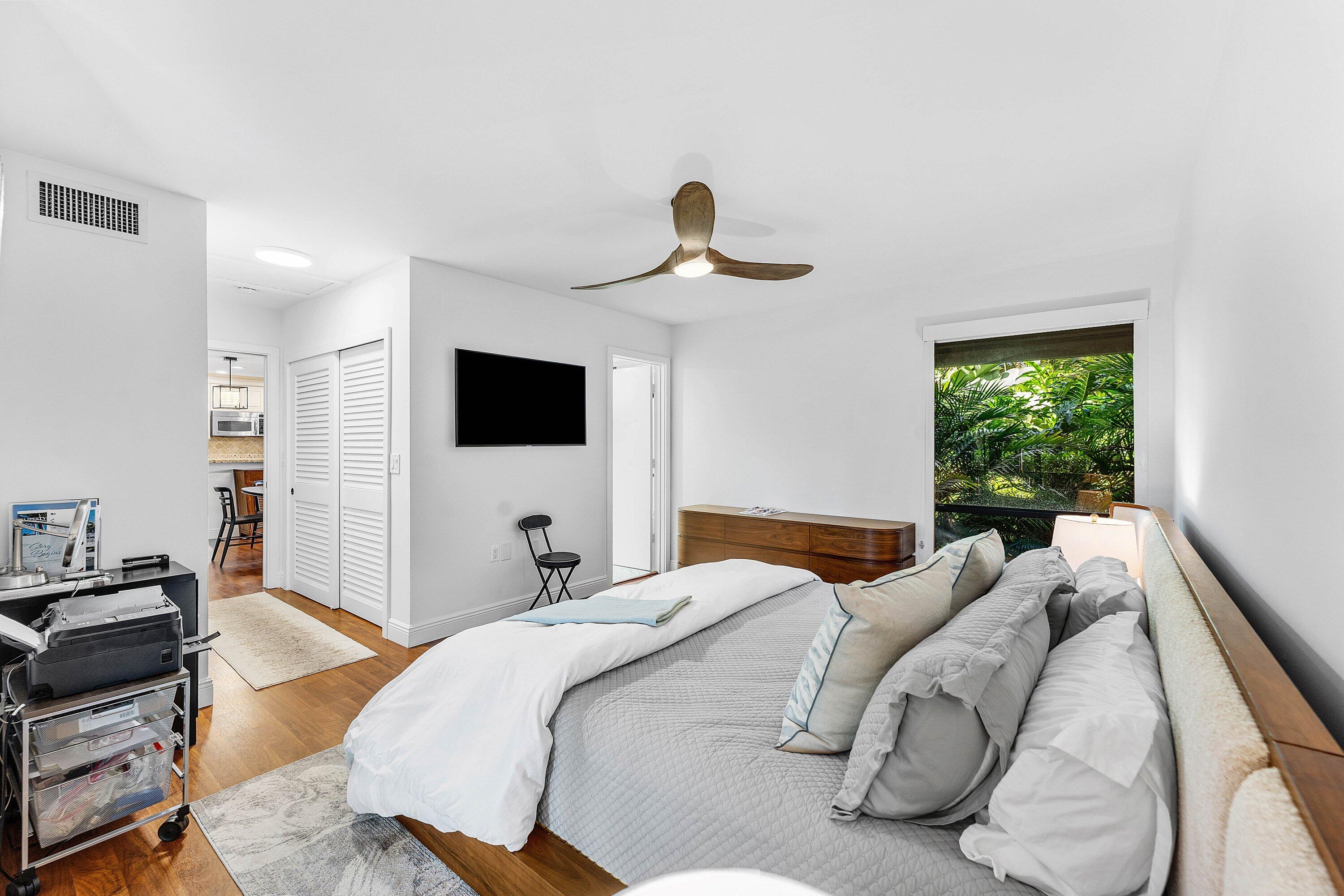 7077 Rain Forest Drive Boca Raton, FL 33434 - Photo 14 of 59 018-7077RainForestDrive-BocaRaton-FL-334