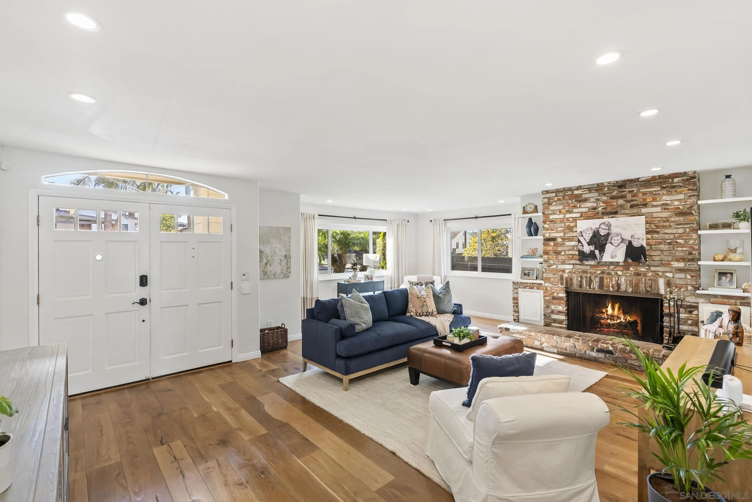 4474 Niagara Avenue San Diego, CA 92107 - Photo 4 of 68