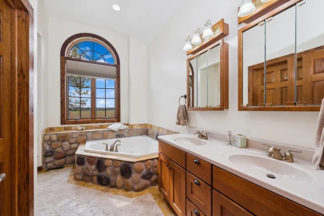 $1,299,900 | N2399 County Rd O South, Delavan, WI 53115