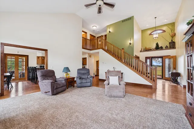 $1,299,900 | N2399 County Rd O South, Delavan, WI 53115