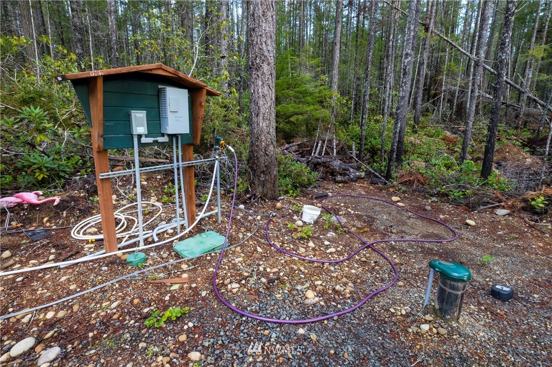 90 Northeast Pine Camp Road Belfair, WA 98528 - Photo 8 of 22 Gallery Image 8