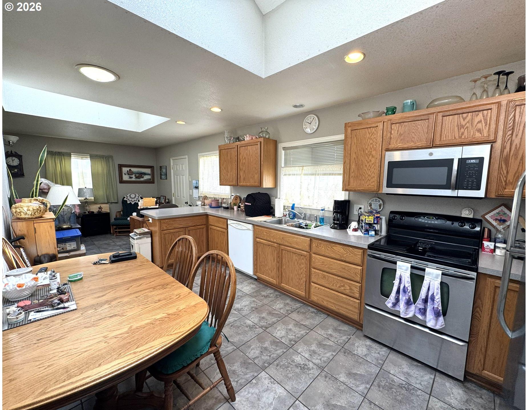 724 Laurel Avenue Reedsport, OR 97467 - Photo 12 of 26 Gallery Image 12