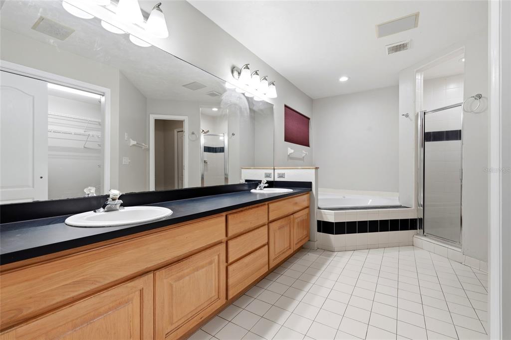 1111 Southwest 80th Drive Gainesville, FL 32607 - Photo 12 of 28 Gallery Image 12