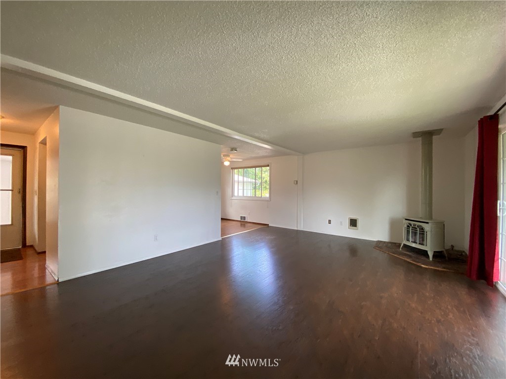 14531 Mud Run Road Southeast Yelm, WA 98597 - Photo 11 of 40 Gallery Image 11