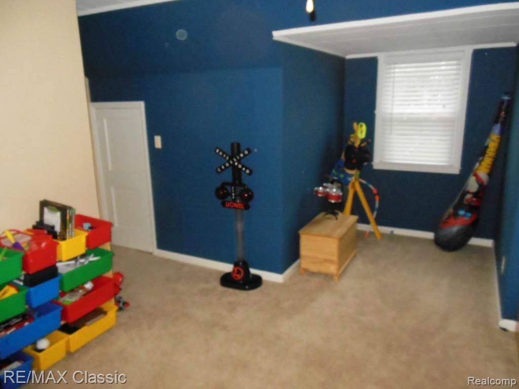 271 Kerby Road Grosse Pointe, MI 48236 - Photo 21 of 36 DSCN2080.jpg