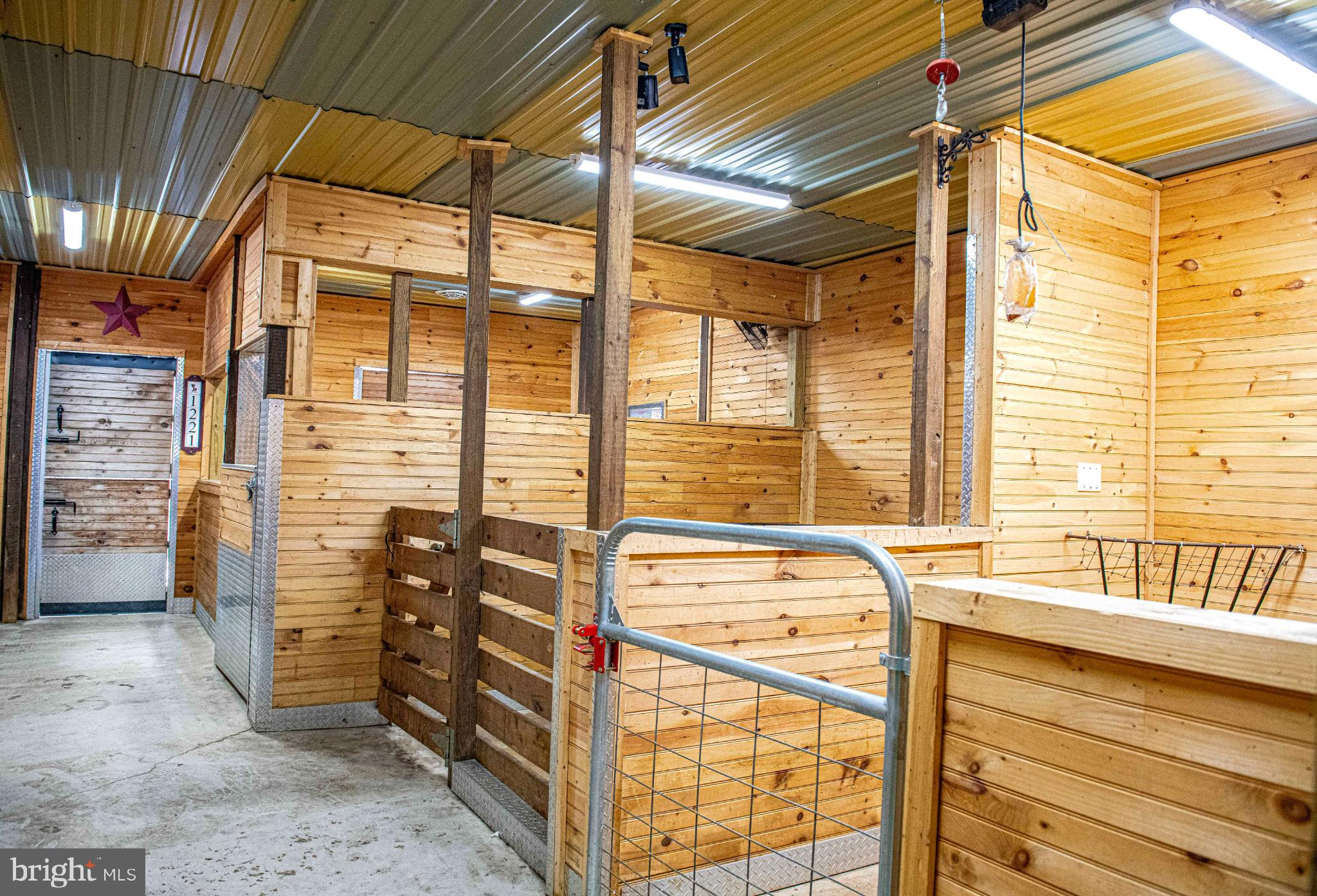 1221 Prospect Mill Road Bel Air, MD 21015 - Photo 54 of 81 a view of walk in closet and window