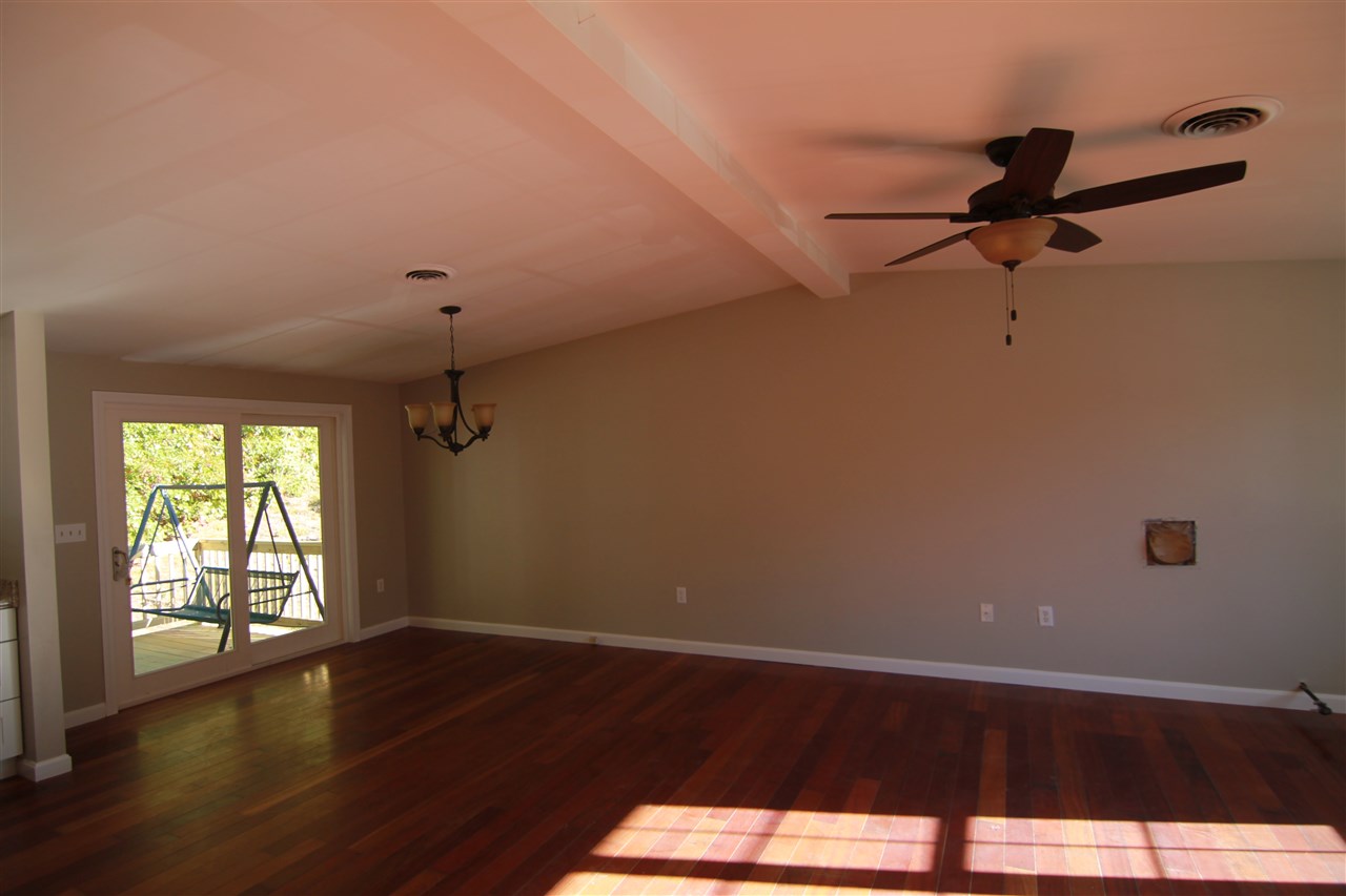 29 Baltimore Road Nashua, NH 03062 - Photo 8 of 12