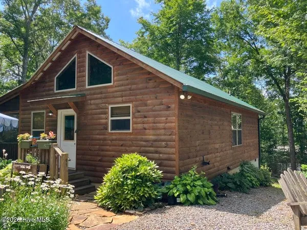 $279,900 | 195 Woodcrest Drive, Murphy, NC 28906