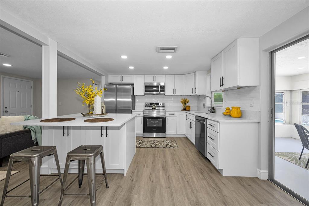 8733 Cochise Lane Port Richey, FL 34668 - Photo 12 of 28 Gallery Image 12