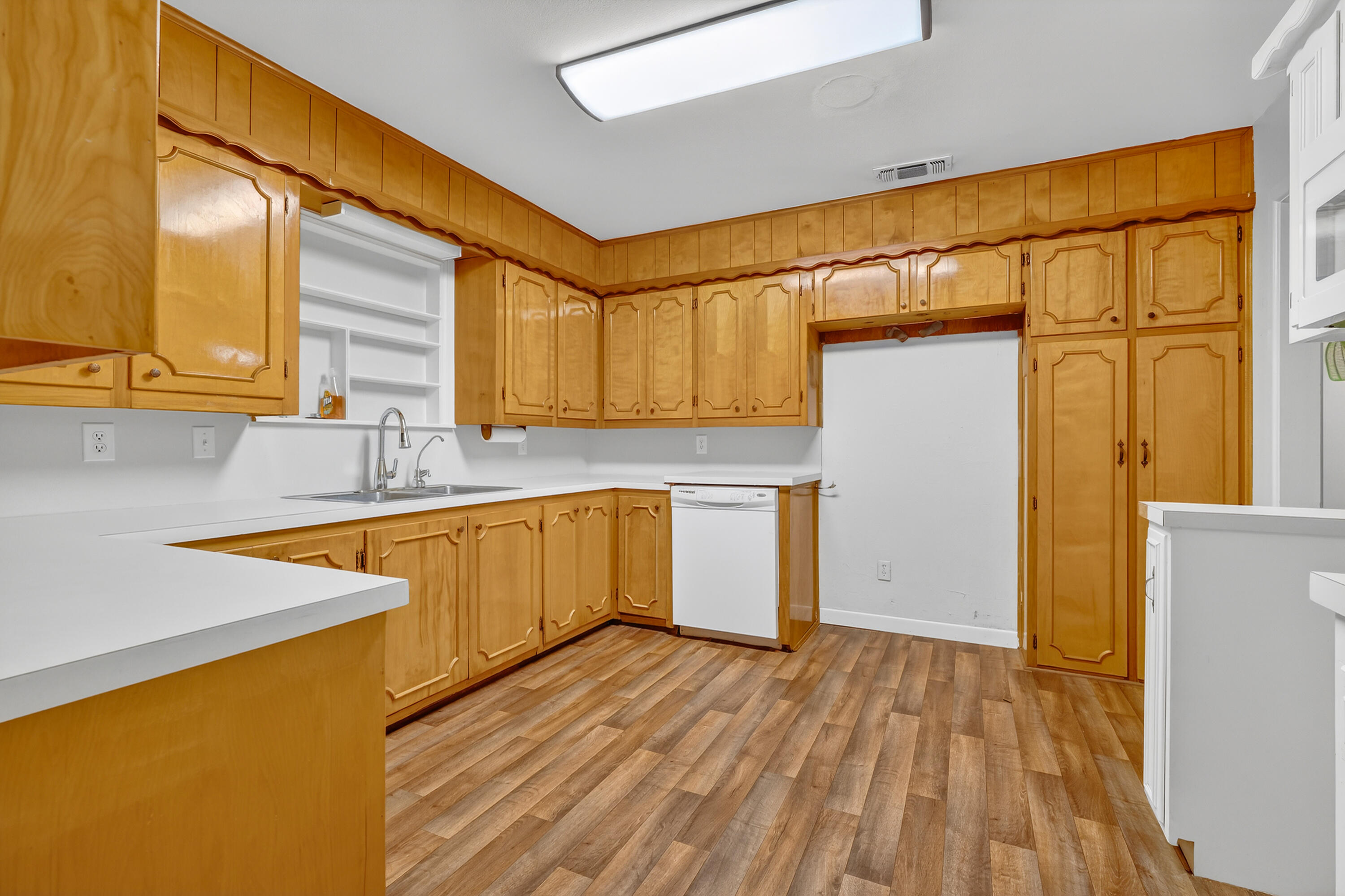 105 13th Street Seagraves, TX 79359 - Photo 11 of 25 DSC08198