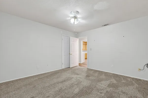 $225,000 | 105 13th Street, Seagraves, TX 79359