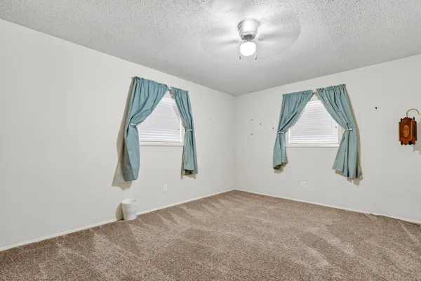 $225,000 | 105 13th Street, Seagraves, TX 79359