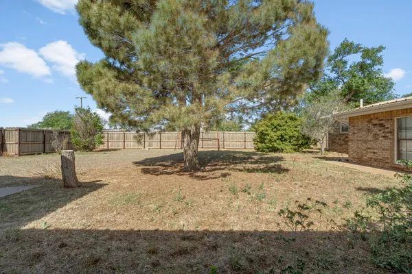 $225,000 | 105 13th Street, Seagraves, TX 79359