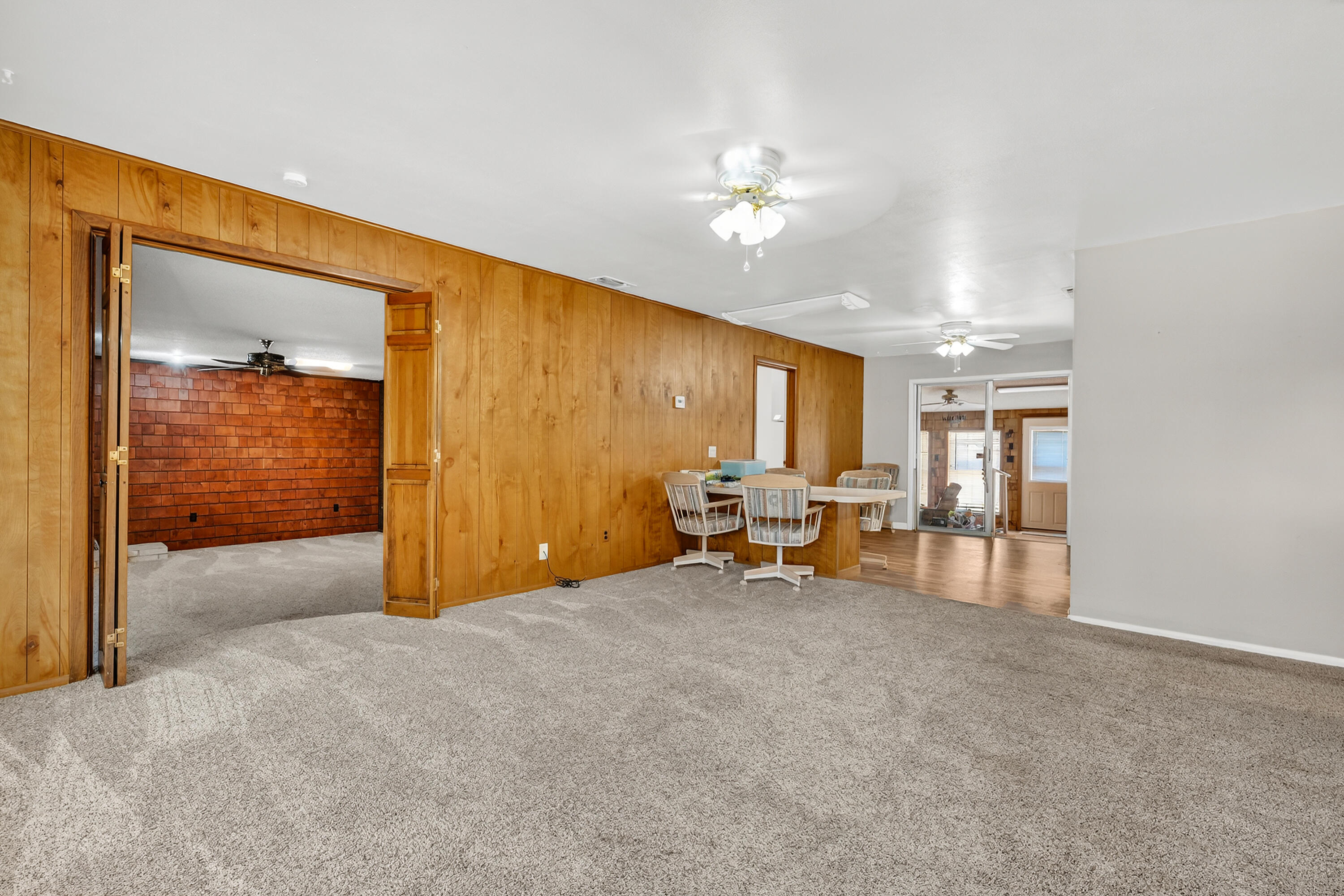 105 13th Street Seagraves, TX 79359 - Photo 6 of 25 DSC08183