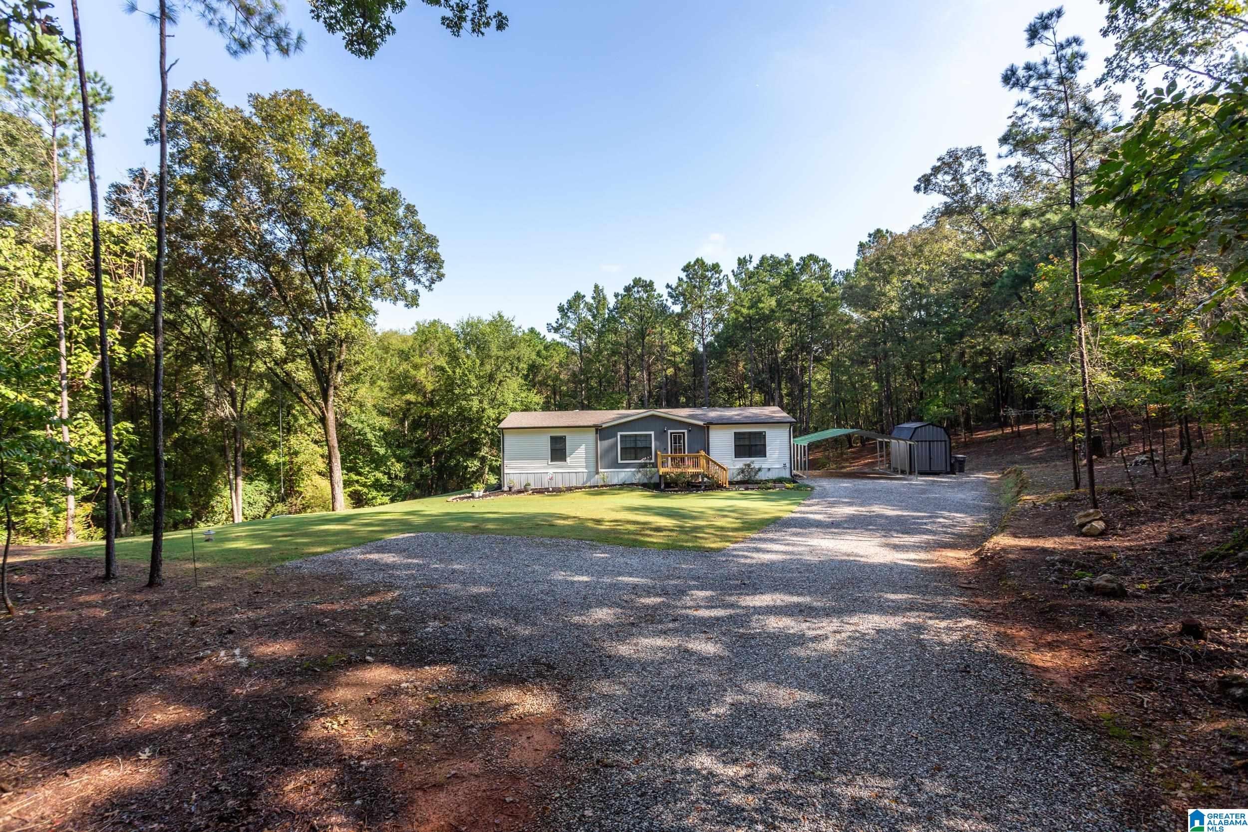 405 Glade Road Talladega, AL 35160 - Photo 5 of 43 Gallery Image 5