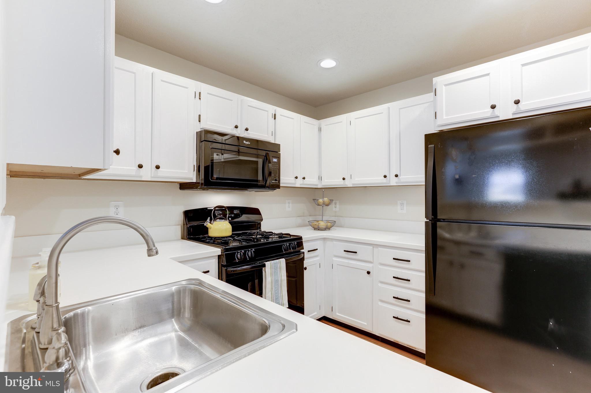 12009 Taliesin Place, Unit 33 Reston, VA 20190 - Photo 13 of 49