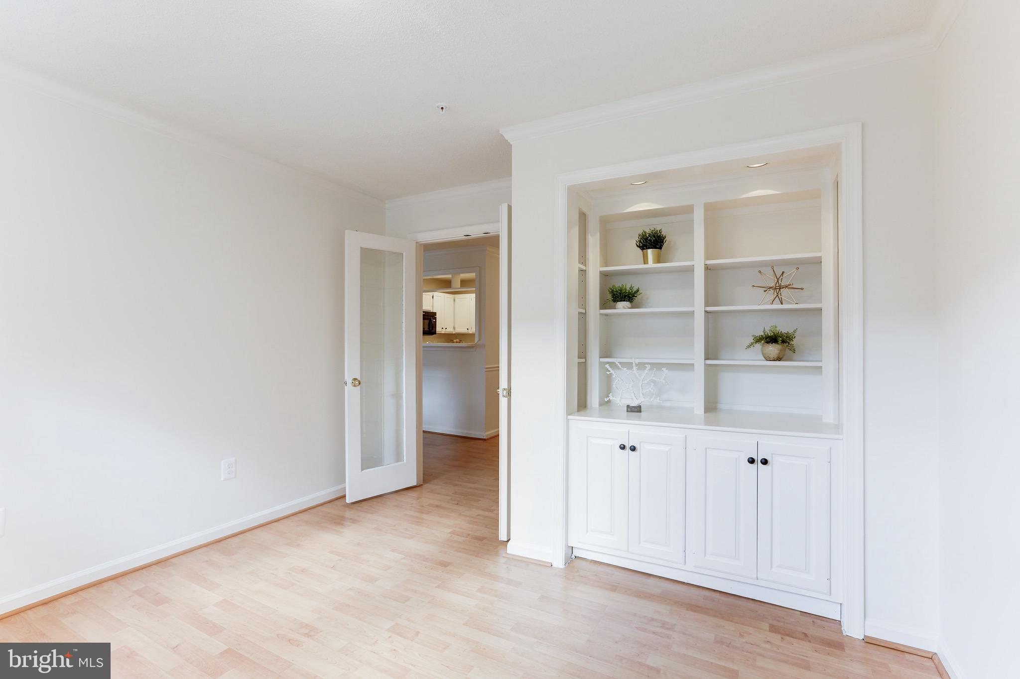 12009 Taliesin Place, Unit 33 Reston, VA 20190 - Photo 39 of 49