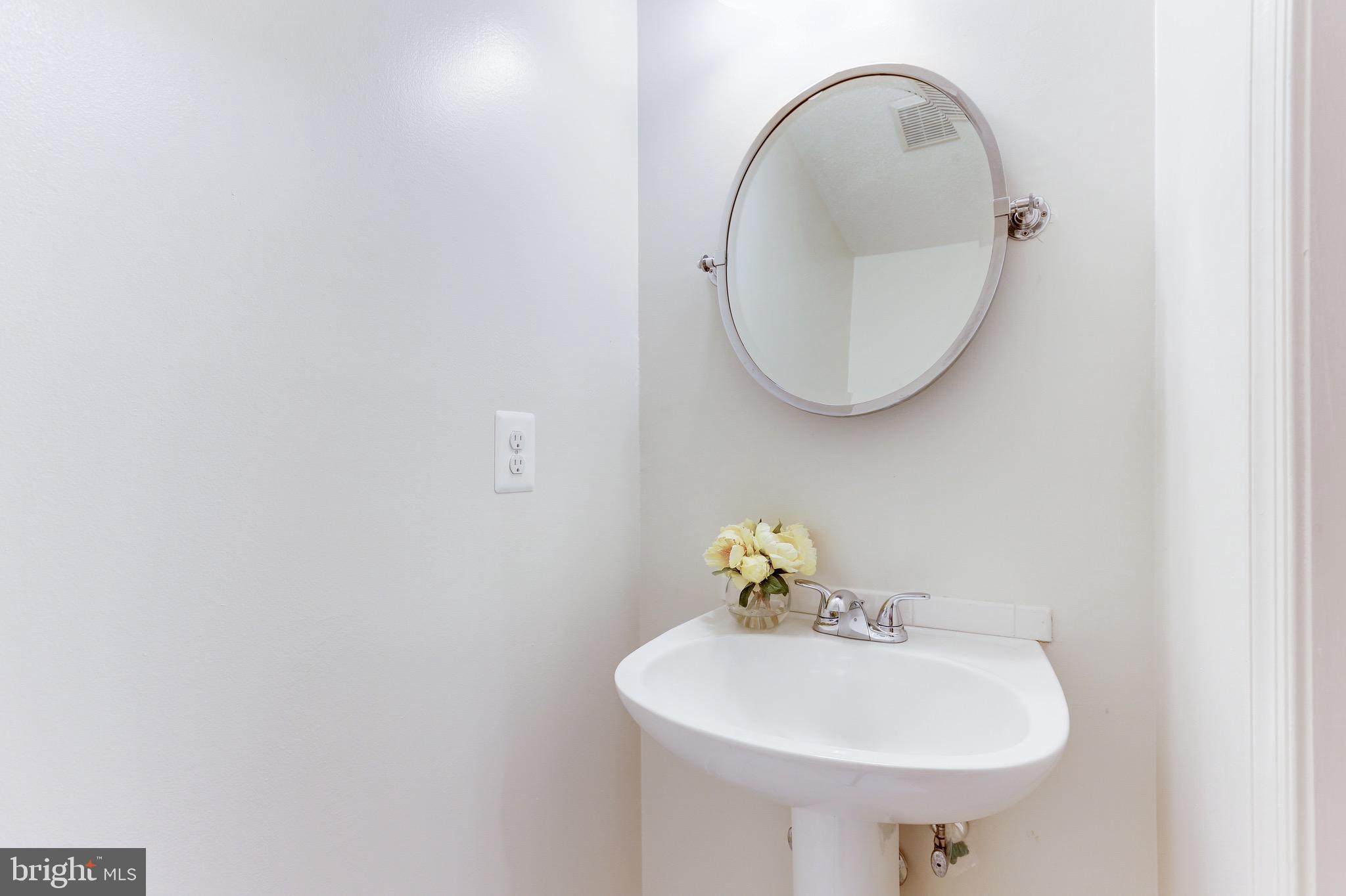 12009 Taliesin Place, Unit 33 Reston, VA 20190 - Photo 40 of 49