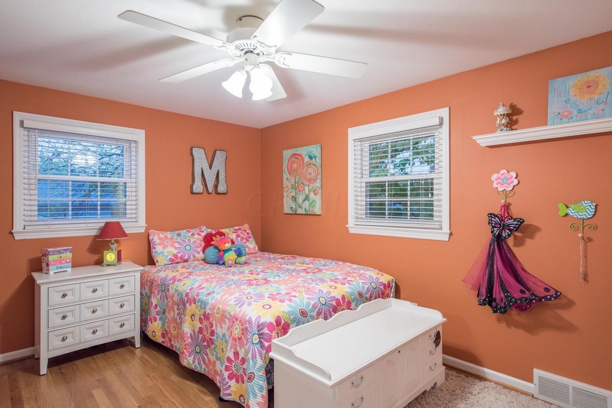 2370 McCoy Road Columbus, OH 43220 - Photo 17 of 30