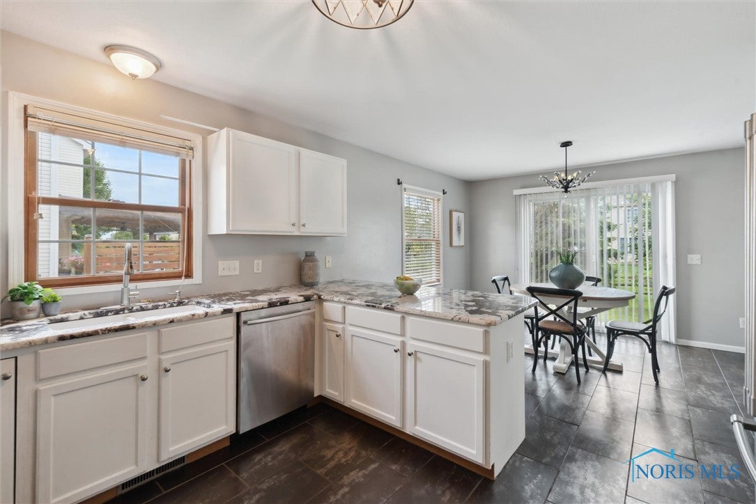1824 Crossfields Road Perrysburg, OH 43551 - Photo 21 of 50 Gallery Image 21