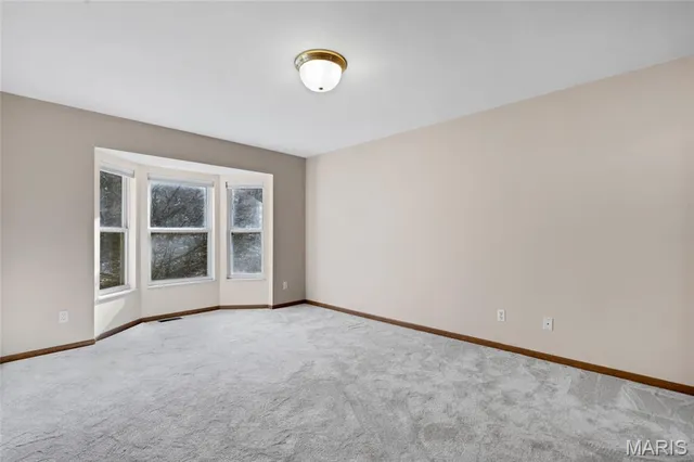 $325,000 | 3079 Shady Oak Drive, Unit 15B, St. Charles, MO 63301