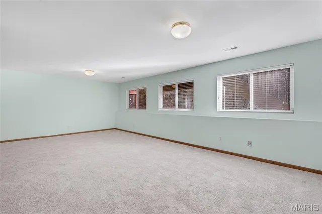 $325,000 | 3079 Shady Oak Drive, Unit 15B, St. Charles, MO 63301