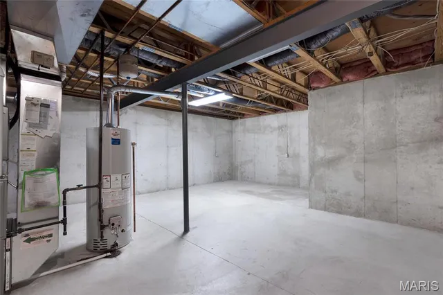 $325,000 | 3079 Shady Oak Drive, Unit 15B, St. Charles, MO 63301