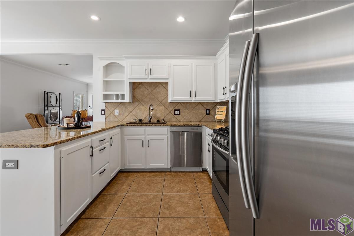 10315 Springridge Avenue Baton Rouge, LA 70810 - Photo 7 of 25 Gallery Image 7