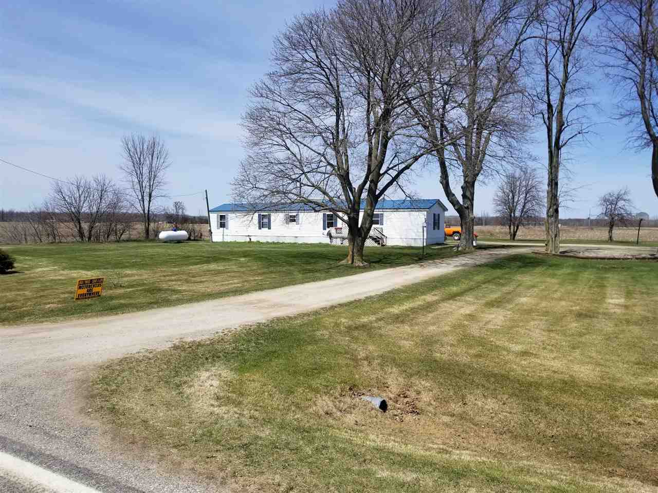 2734 West Redstone Road Breckenridge, MI 48615 - Photo 3 of 13 1845625-2.JPG