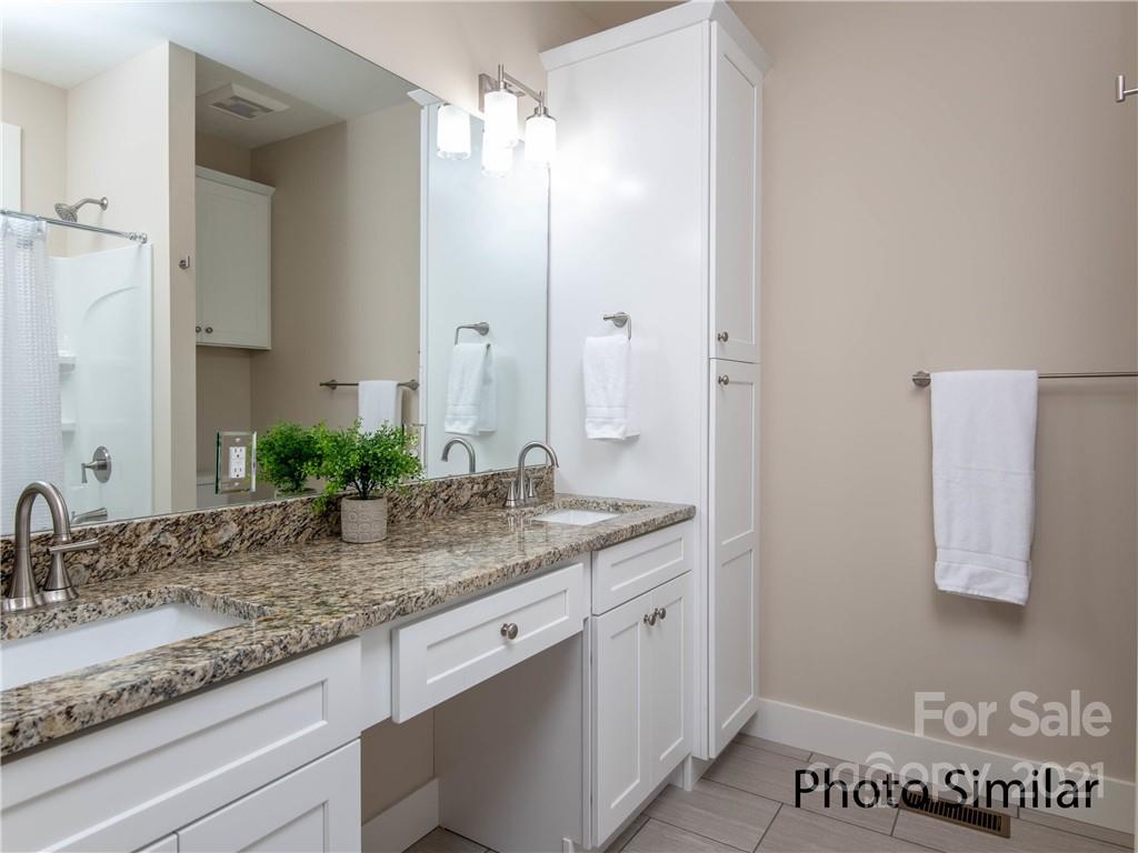36 Westside Village Road, Unit 13 Fairview, NC 28730 - Photo 14 of 27 Gallery Image 14