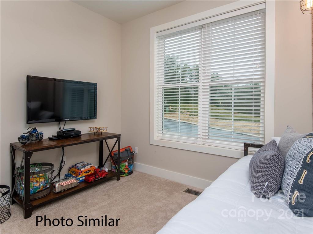 36 Westside Village Road, Unit 13 Fairview, NC 28730 - Photo 18 of 27 Gallery Image 18