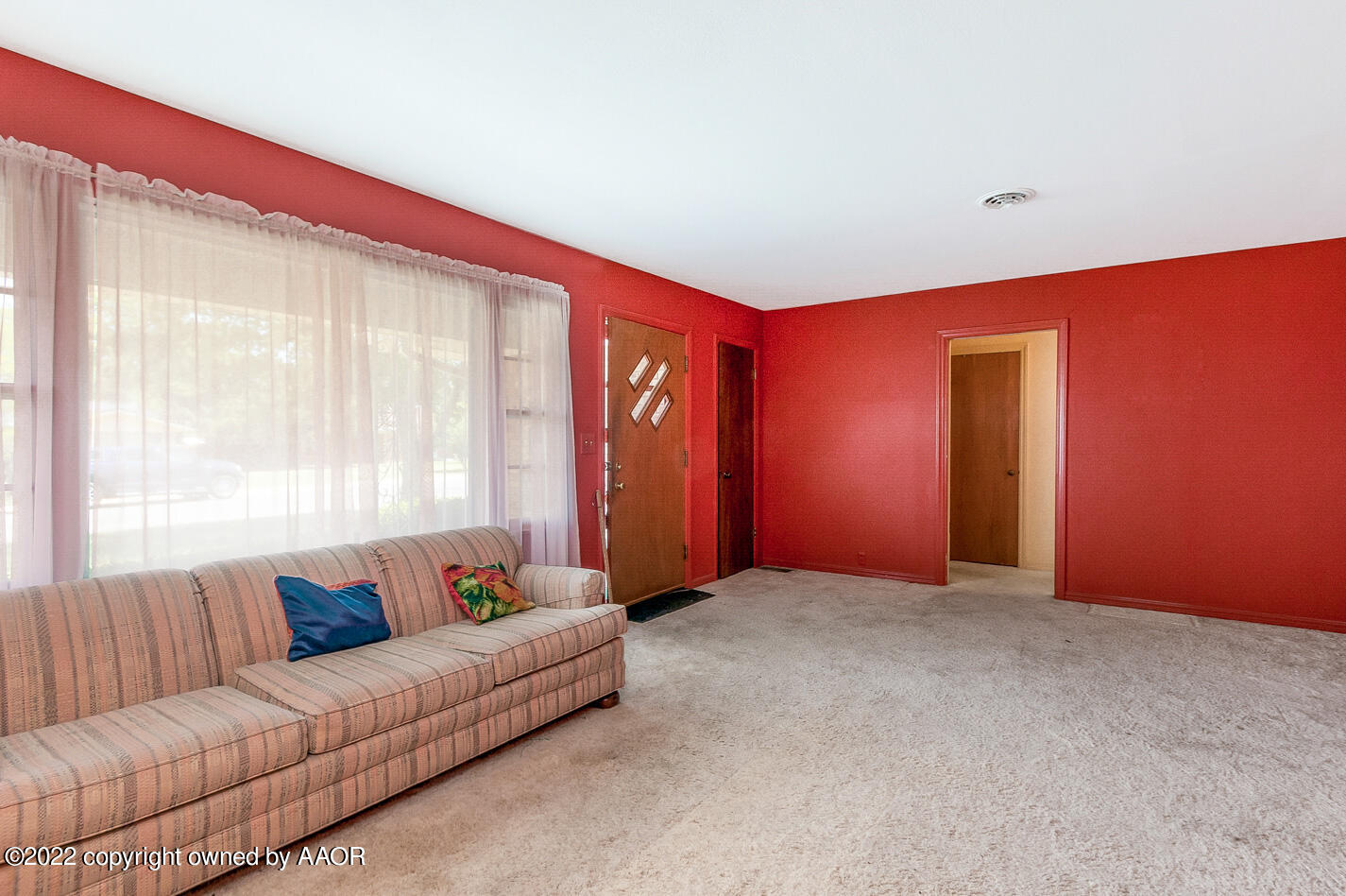 3500 Bristol Road Amarillo, TX 79109 - Photo 4 of 24 004_Living Room