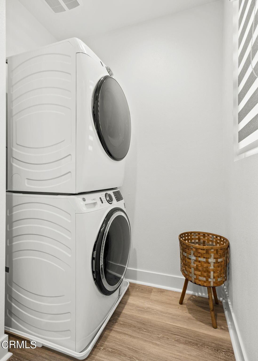 1051 Canal Street Oxnard, CA 93035 - Photo 43 of 54 a utility room with dryer and washer