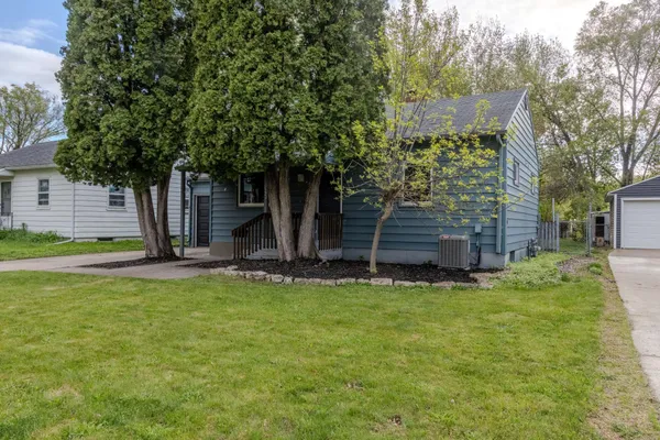 $185,000 | 1521 13 1/2 Street South, Fargo, ND 58103