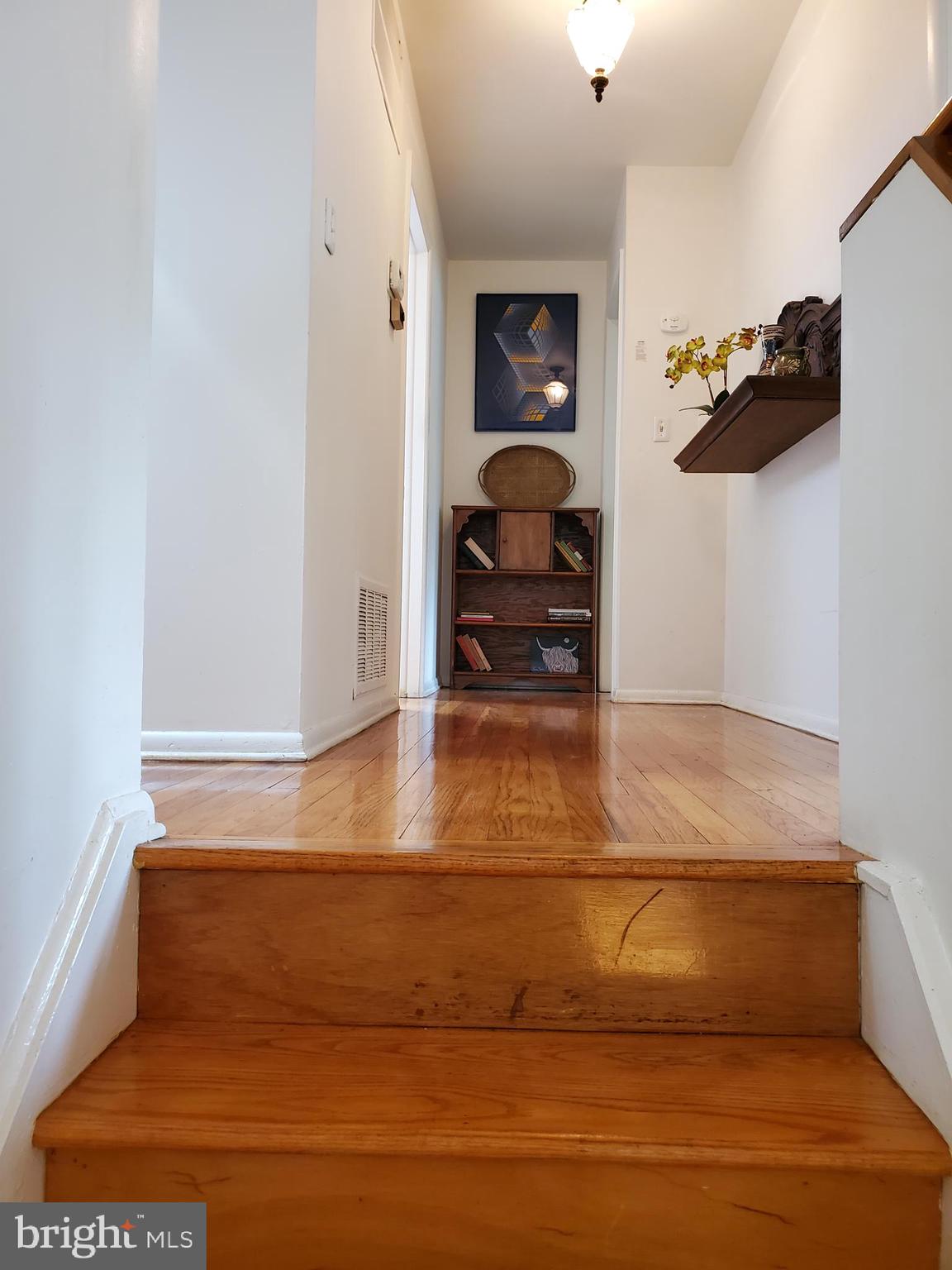 11 Quaker Road Princeton Junction, NJ 08550 - Photo 25 of 75 Stairs to 2nd level