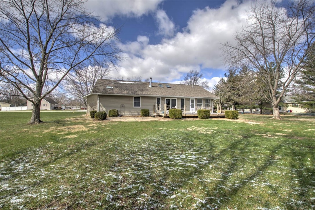 3198 Kathy Court Decatur, IL 62521 - Photo 35 of 40