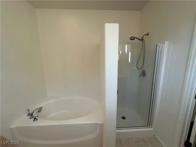 $1,799 | 9109 Fusion Drive, Las Vegas, NV 89129