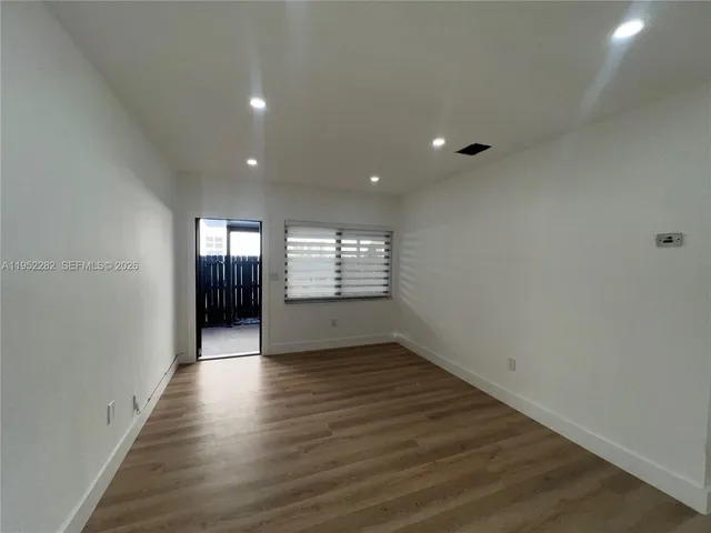 $2,500 | 3297 Southwest 26th Street, Unit 3297, Miami, FL 33133