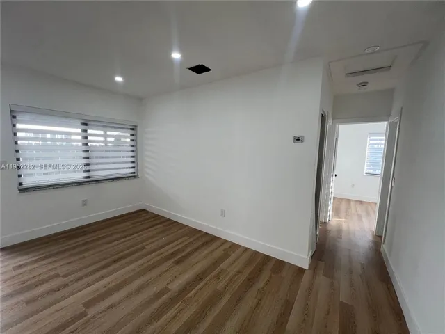 $2,500 | 3297 Southwest 26th Street, Unit 3297, Miami, FL 33133