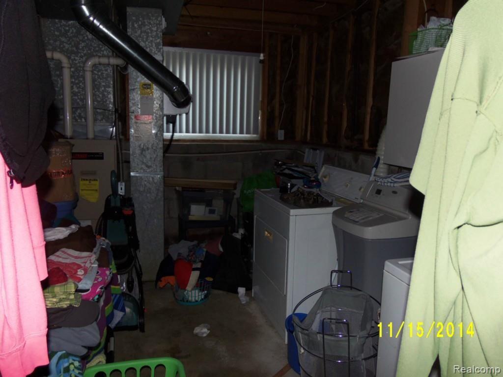 2488 Reeves Road Memphis, MI 48041 - Photo 20 of 21 100_1801.jpg