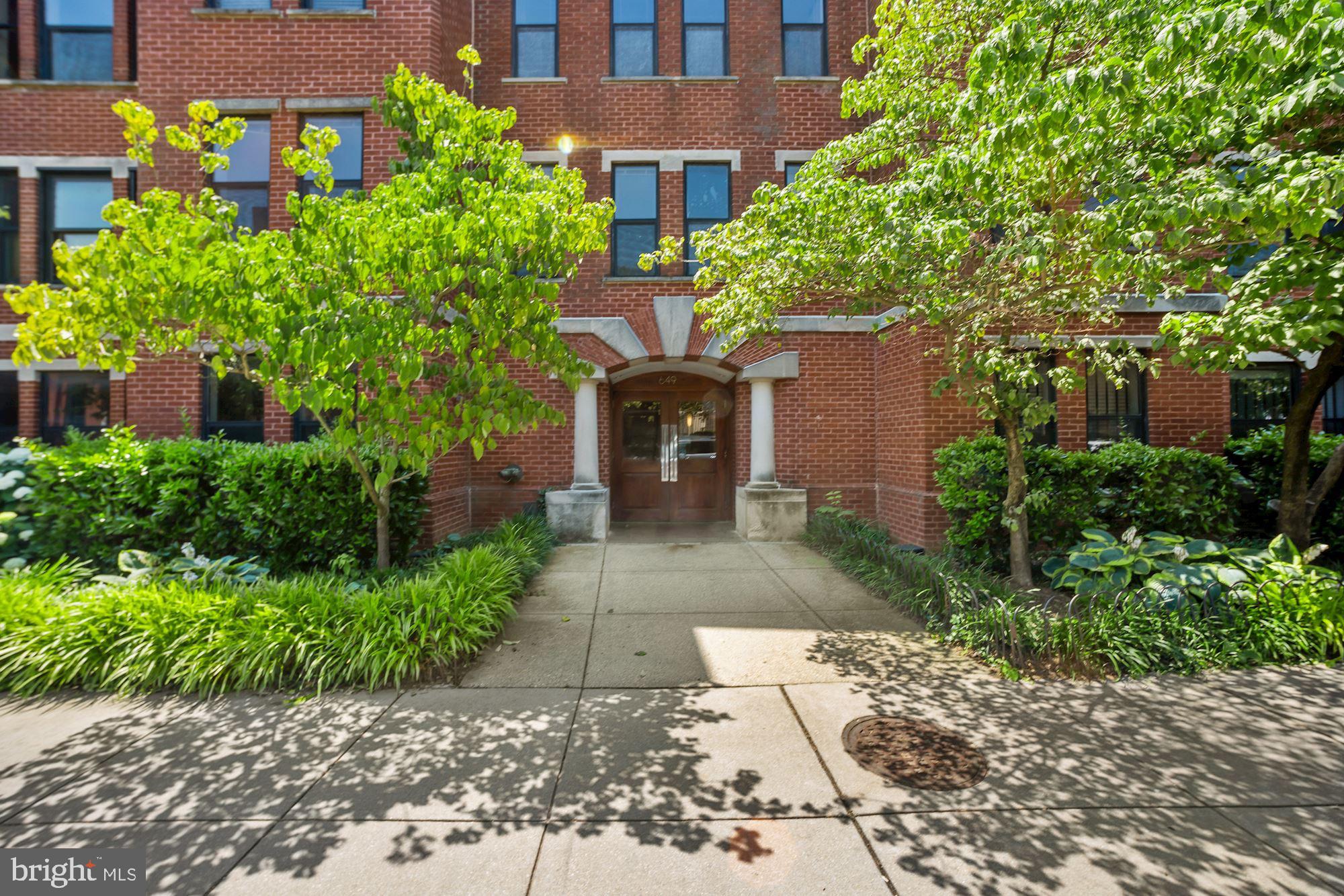 649 C Street Southeast, Unit 404 Washington, DC 20003 - Photo 1 of 10 649 C Street SE #404