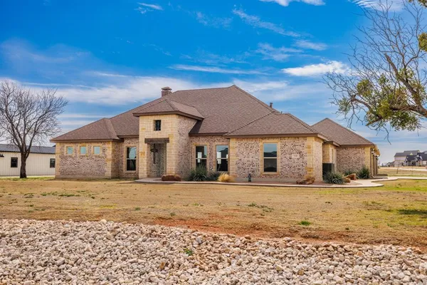 $725,000 | 118 Spring Gap Avenue, Abilene, TX 79606