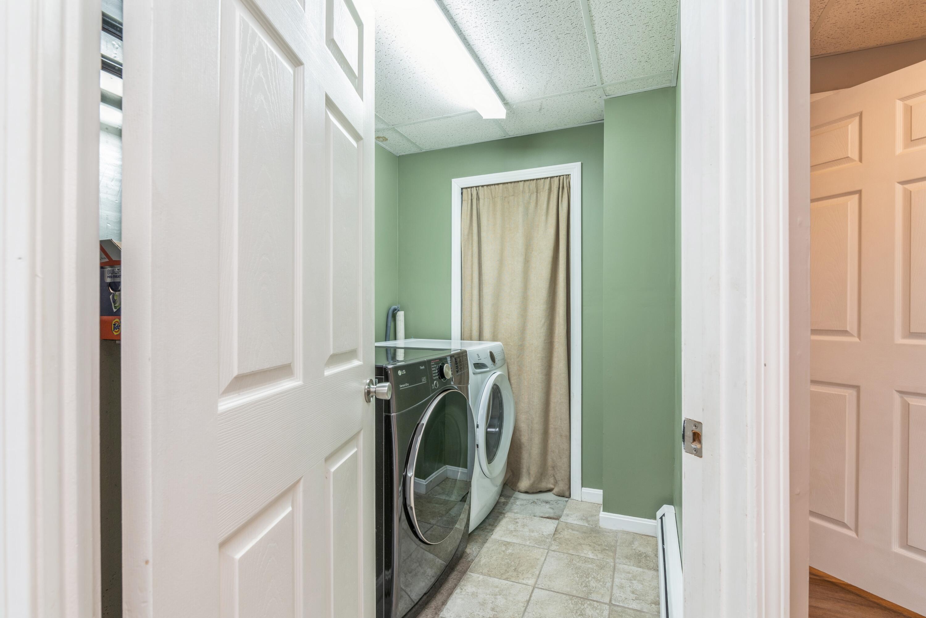 185 Vickery Road Auburn, ME 04210 - Photo 20 of 31 31_185VickeryRd_2032_HiRes