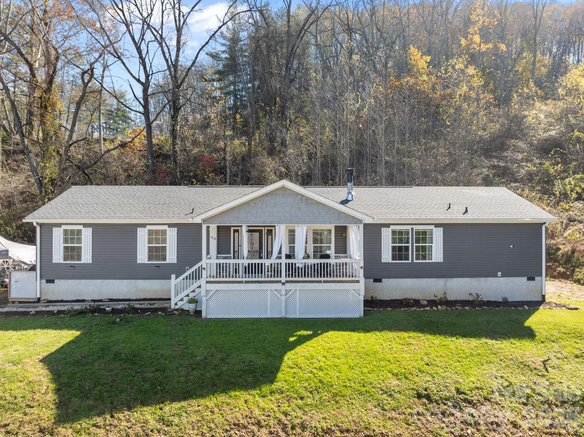 94 Leopard Drive Waynesville, NC 28786 - Photo 3 of 42