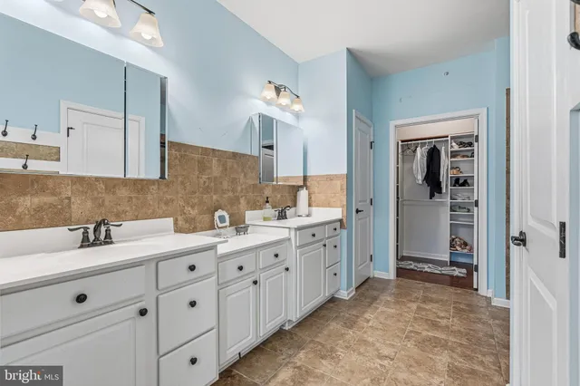 $425,000 | 1125 Arbour Lane, Quakertown, PA 18951