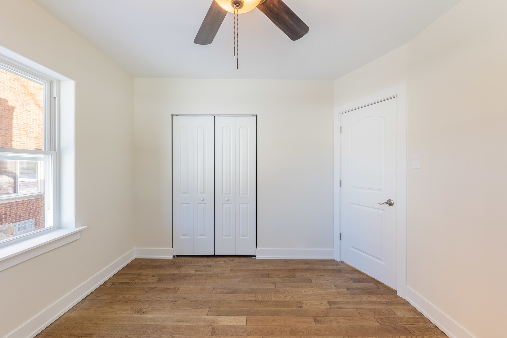 9160 South Hamilton Avenue Chicago, IL 60643 - Photo 15 of 53 a view of an empty room with window